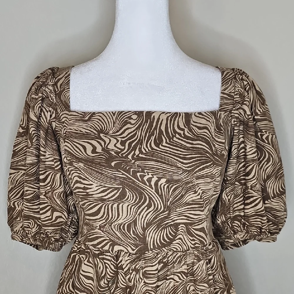 House of Harlow Square Neck Puff Sleeve Mini Dress in Brown Swirl Print - Picture 2 of 13
